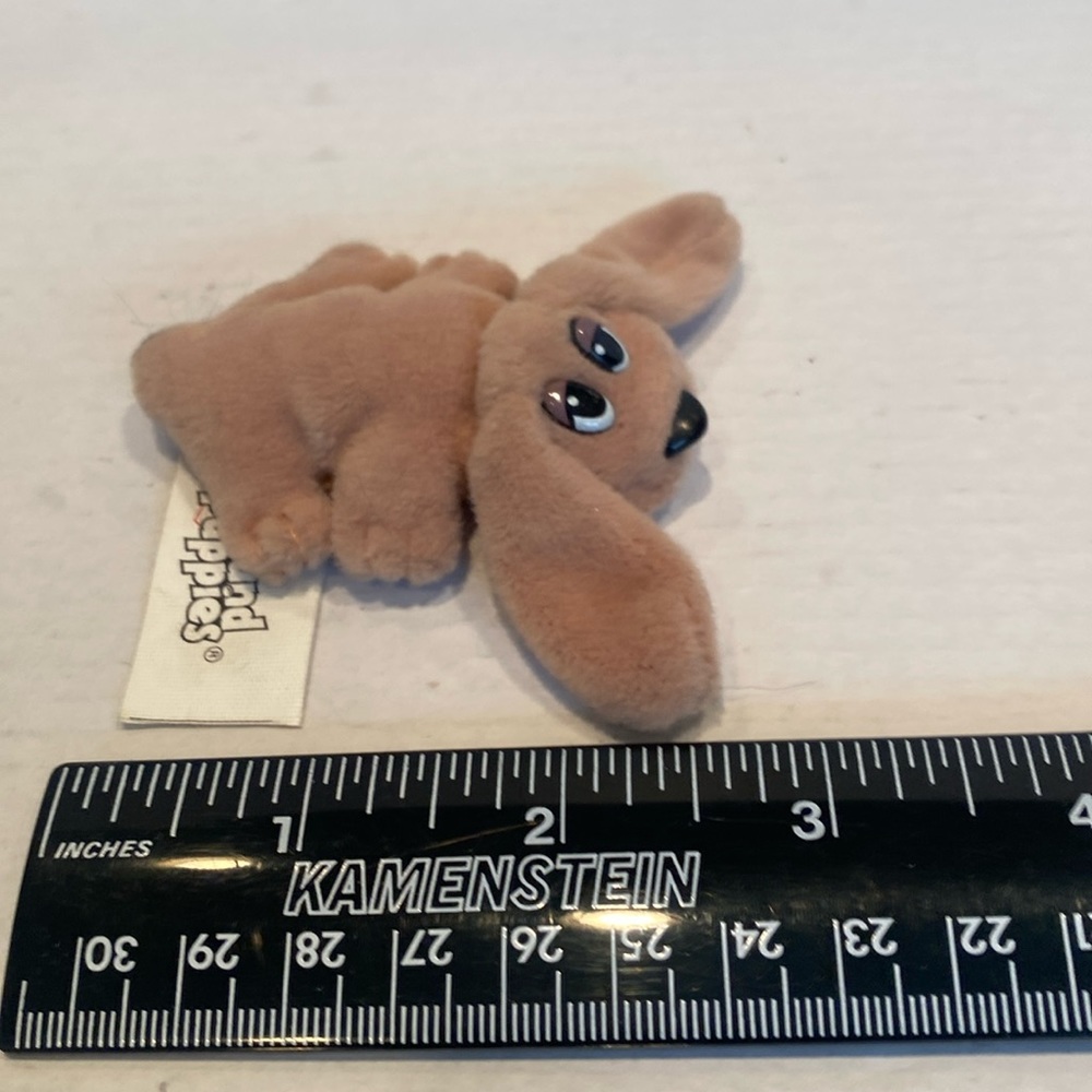 Vintage 1995 Lewis Galoob Toys, Mini Pound Puppie